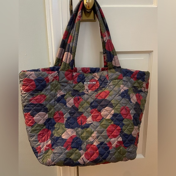MZ WALLACE Medium Metro Bag Leaf
Print Quilted Bag - Picture 3 of 5